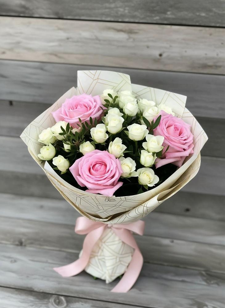 Букет цветов из: Розы в Бавтугае