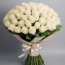 Букет 101 беля роза Белоснежка в Бавтугае