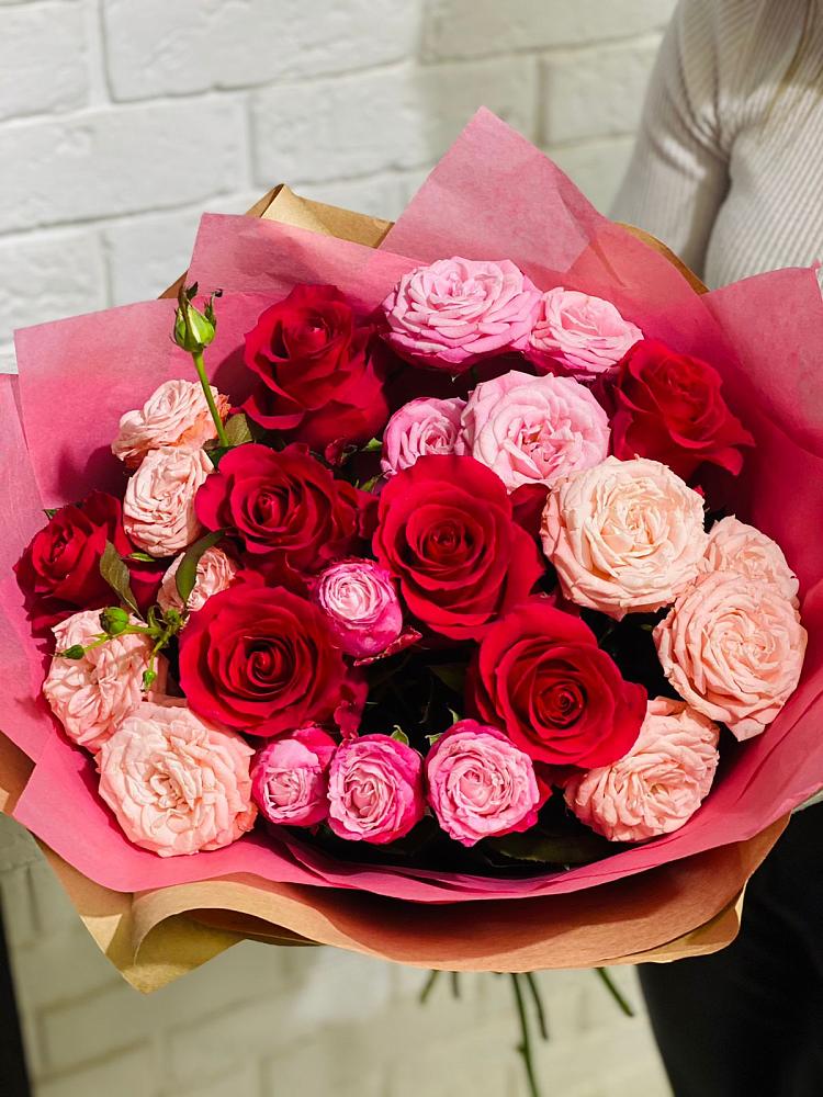 Букет цветов из: Розы в Бавтугае