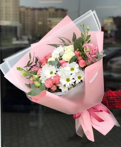 Букет цветов из: Розы, Лизиантусы и Хризантемы в Бавтугае